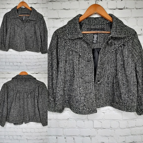 Apostrophe Jackets & Blazers - Apostrophe short cape jacket coat blazer size M